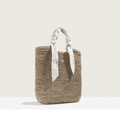 SUMMER TOTE AND ITS LINEN BANDS